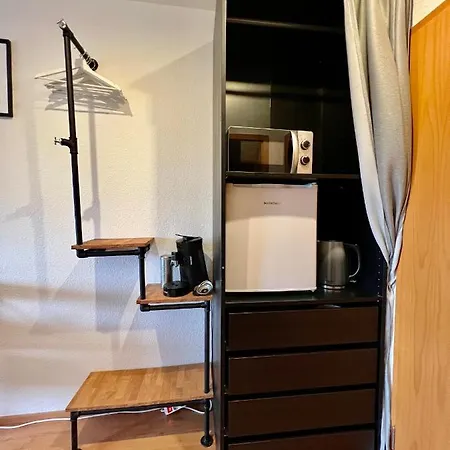 Modernes Doppelzimmer Mit Bad & Ac In Goldscheuer - 1a Apartment *